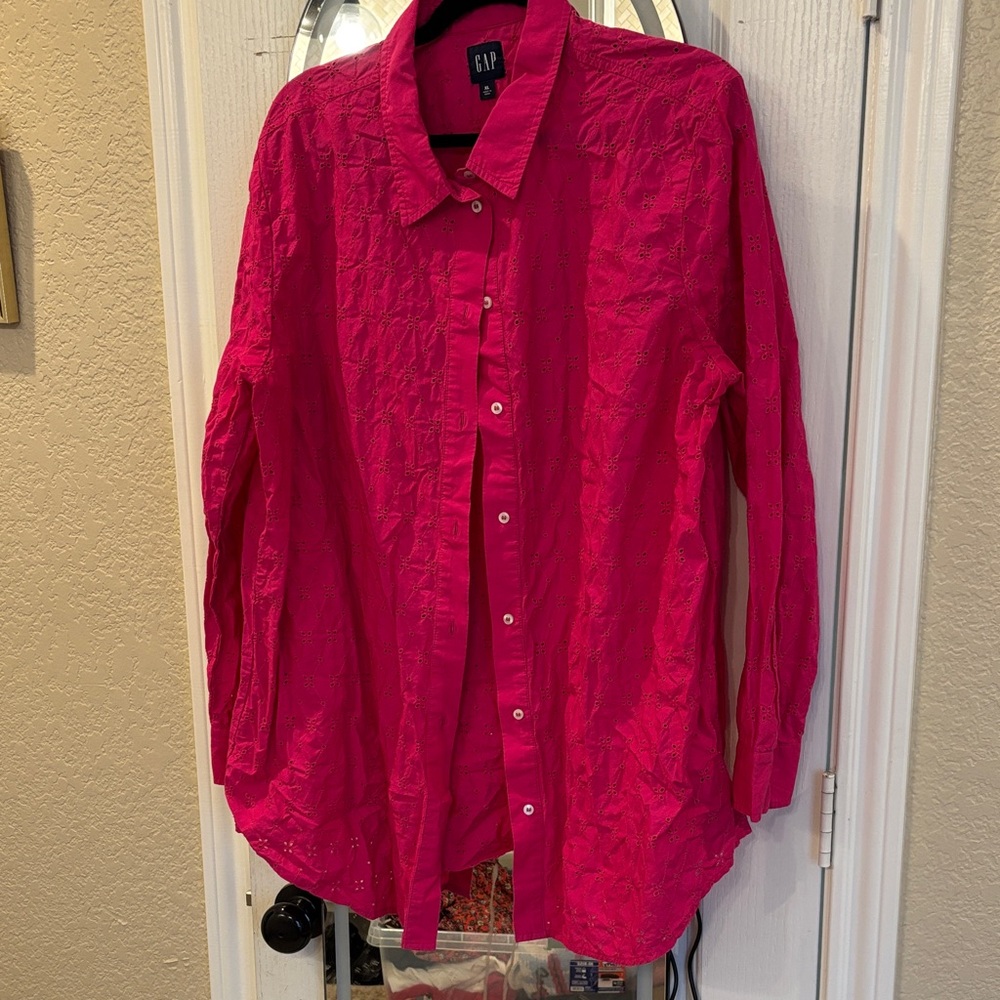 GAP Vibrant Pink Long Sleeve Shirt